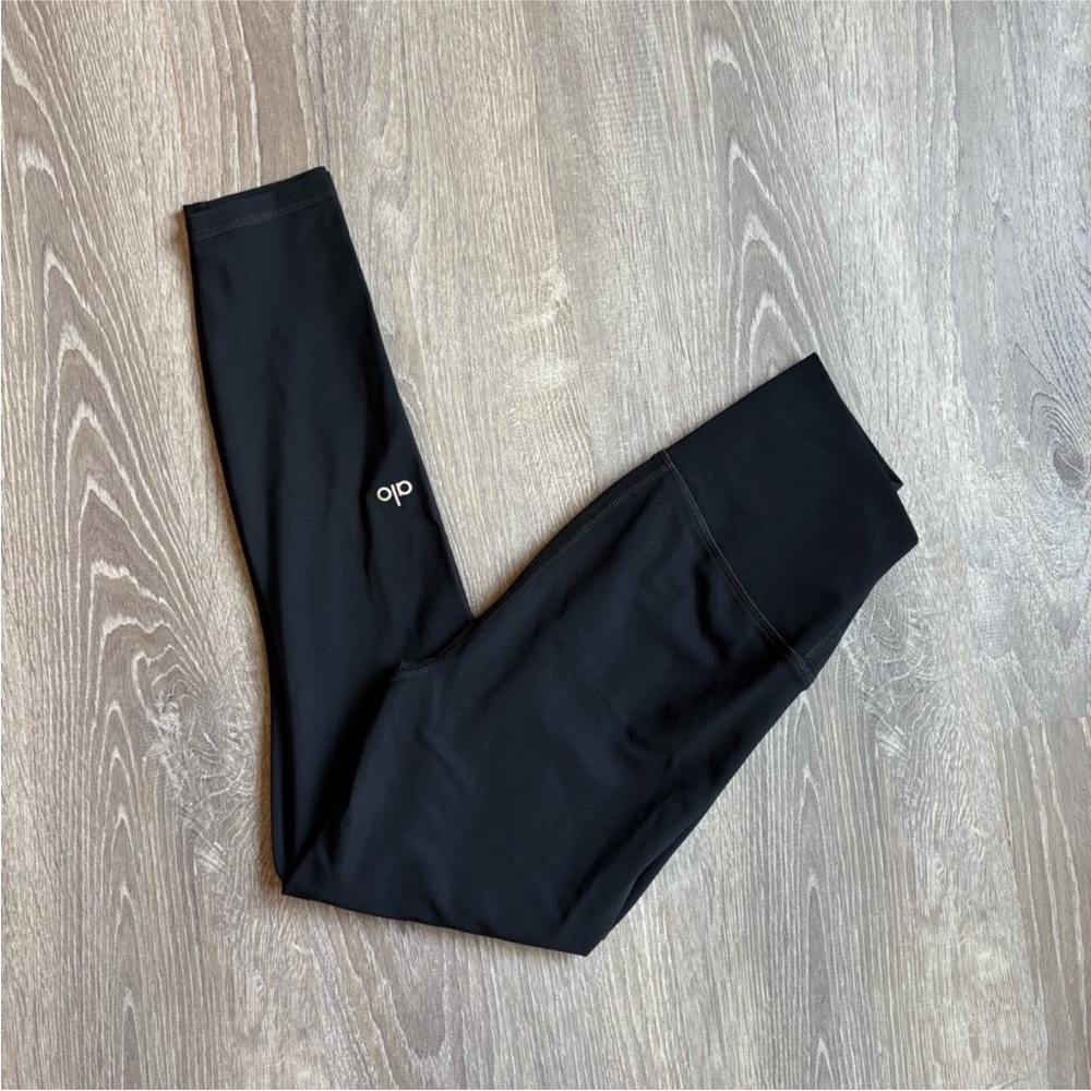 ALO Yoga Black High-Rise Leggings with Calf Logo